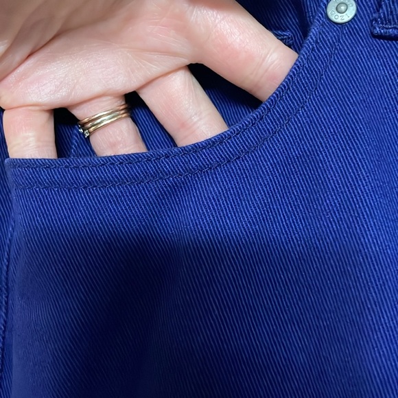 Izod size 14 Royal Blue Color High Waisted Stretchy Soft Denim Capris - Picture 4 of 11